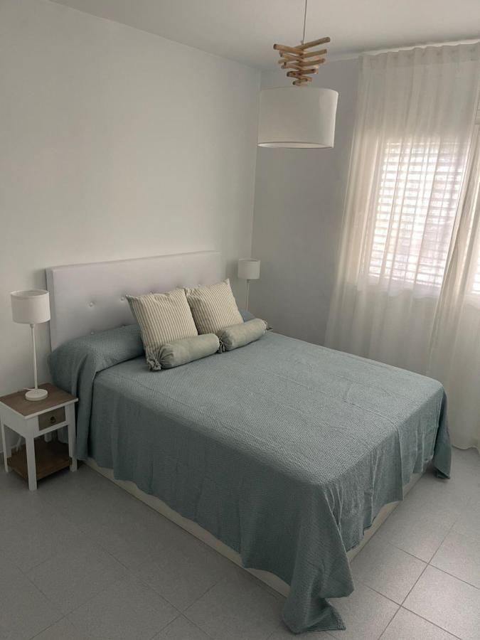 דירות סאן פליו דה גיסולס Aquamarine Sant Feliu En La Playa Con Patio מראה חיצוני תמונה