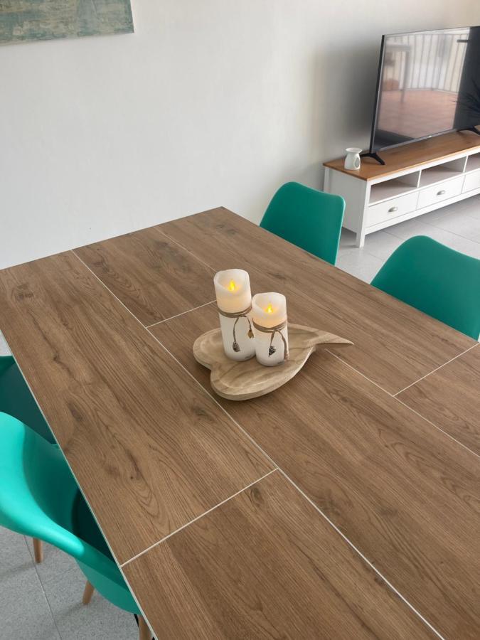 דירות סאן פליו דה גיסולס Aquamarine Sant Feliu En La Playa Con Patio מראה חיצוני תמונה