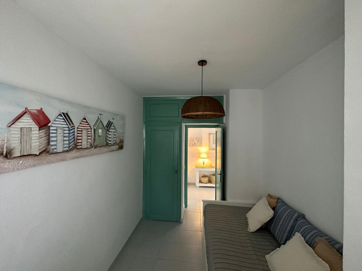 דירות סאן פליו דה גיסולס Aquamarine Sant Feliu En La Playa Con Patio מראה חיצוני תמונה