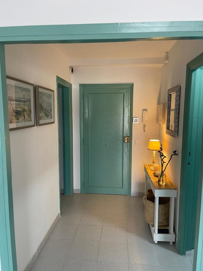 דירות סאן פליו דה גיסולס Aquamarine Sant Feliu En La Playa Con Patio מראה חיצוני תמונה