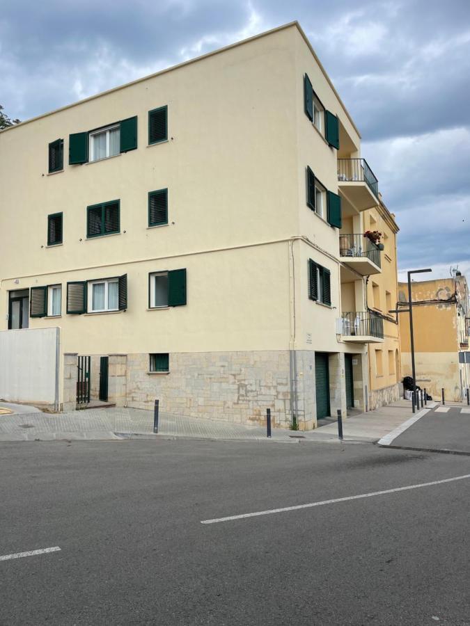 דירות סאן פליו דה גיסולס Aquamarine Sant Feliu En La Playa Con Patio מראה חיצוני תמונה