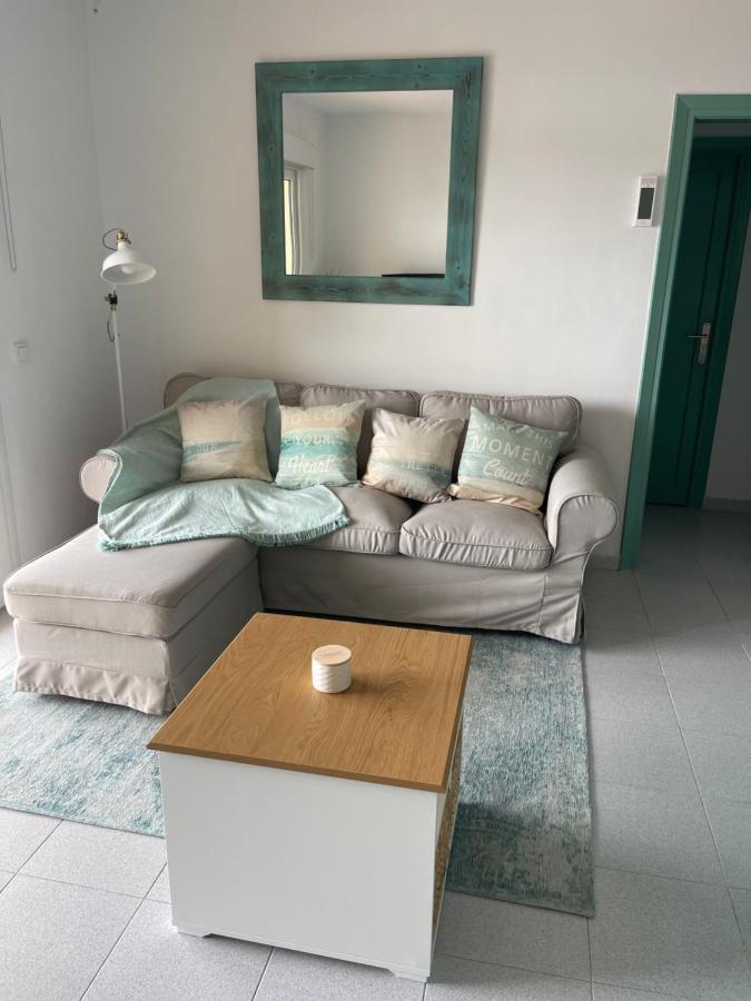 דירות סאן פליו דה גיסולס Aquamarine Sant Feliu En La Playa Con Patio מראה חיצוני תמונה